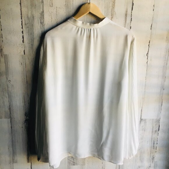 NWT Lafayette 148 Layla Plisse Pleated Sleeve Blouse Off-White Statement XL - Picture 15 of 16